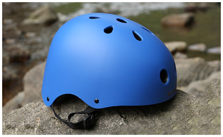Professional Camping Protective Helmet